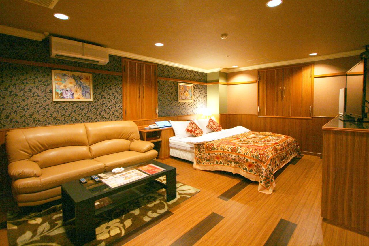 Aura Kanku (Adults Only) Sennan Luaran gambar